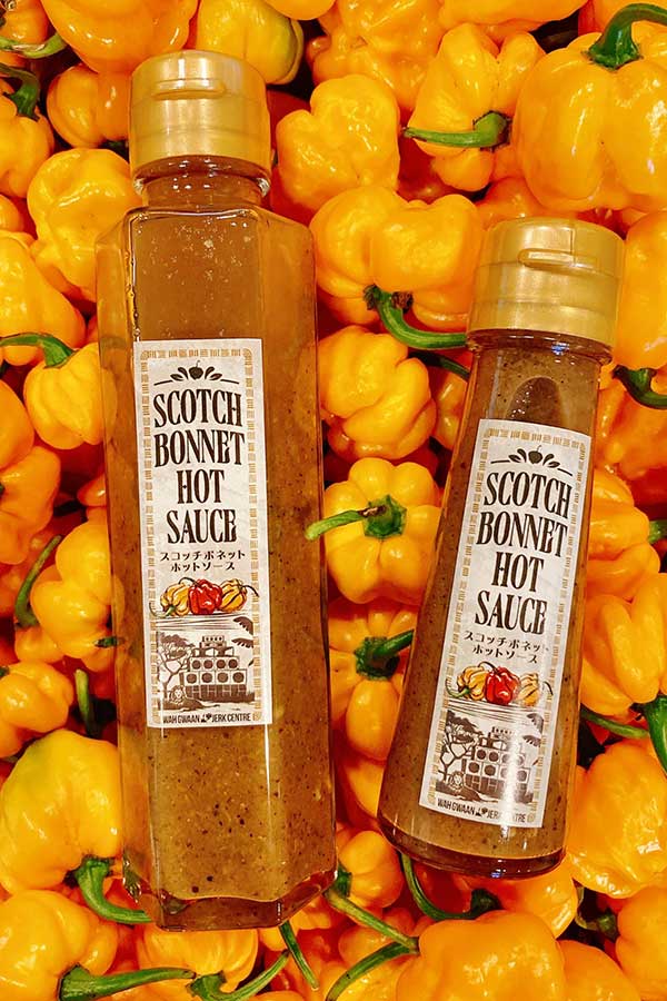 WAH GWAAN特製!フルーティーな独特の香りと甘み、フレッシュで食欲をかき立てる辛さが魅力のスコッチボネットホットソース